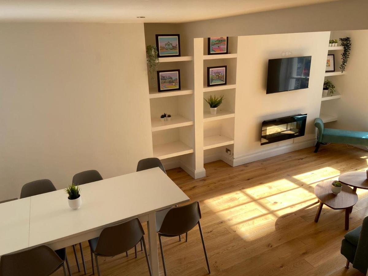 הוילה וורטינג Warwick House - Stunning House With Terrace And Sea Views, Sleeps 11 מראה חיצוני תמונה